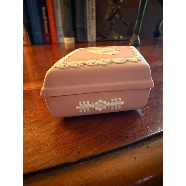 Wedgwood Vintage Wedgwood Jasperware Pink W/White Diamond Shape Trinket Box 2.5" X 3.25" For Sale - Image 4 of 8