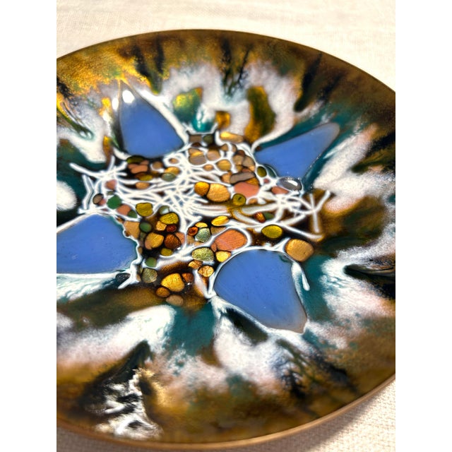 Metal Mid 20th Century Gump's Signed Original Edwards Star Copper & Enamel Plates - 18 Piece Set For Sale - Image 7 of 12