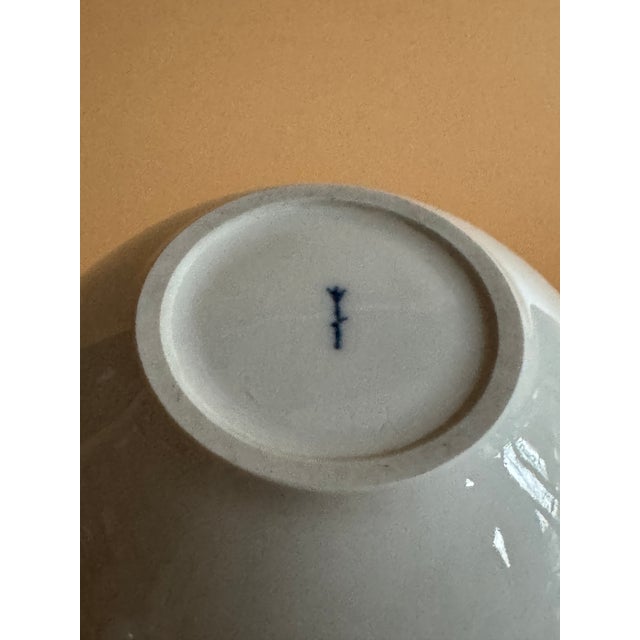 Vintage White Vases by Trude Petri for KPM and Furstenberg Berlin, Germany, 1950s, Set of 3 For Sale - Image 6 of 13