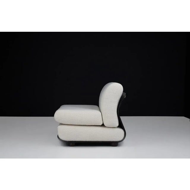 Gold Vintage Italian Lounge Chair with Bentwood Frame and New Bouclé Upholstery, 1970s For Sale - Image 8 of 10