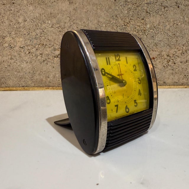 Brown 1950s Westclox Art Deco Travel Clock Nonworking For Sale - Image 8 of 9