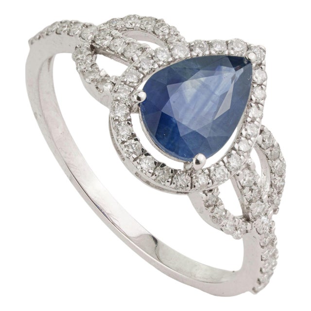 14k White Gold 1.22 Carat Blue Sapphire & Diamond Statement Halo Ring Size 5.5 For Sale