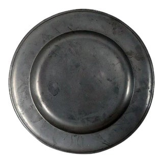 Large Continental Pewter Single-reeded Plate For Sale