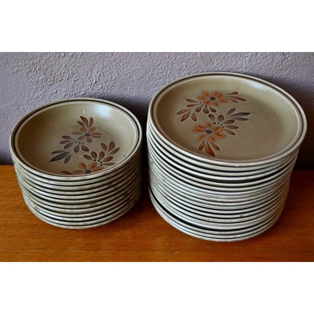Beige Stoneware Dinnerware Service from Ateliers du Revernay, 1970s, Set of 30 For Sale - Image 8 of 12