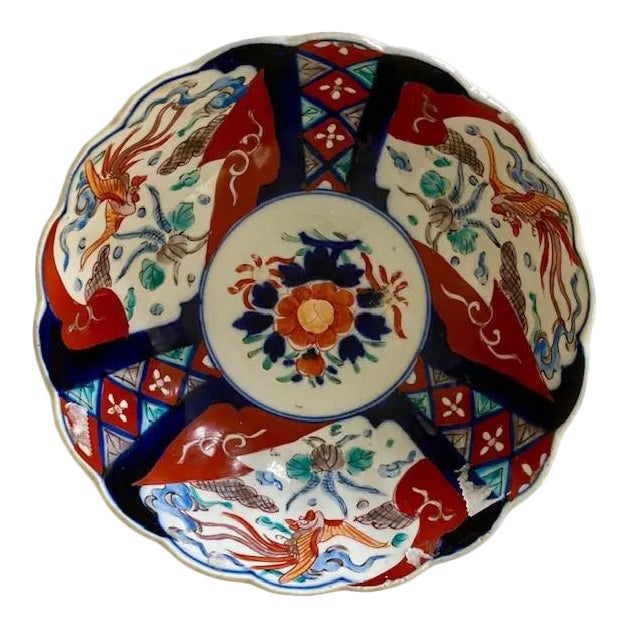 19th Century Imari Fluted Bowl For Sale