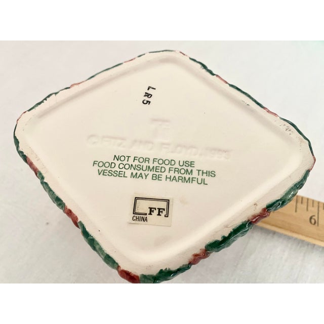 Traditional Vintage Fitz and Floyd "The Night Before Christmas" Scented Candle in Hand-Painted Ceramic For Sale - Image 3 of 15