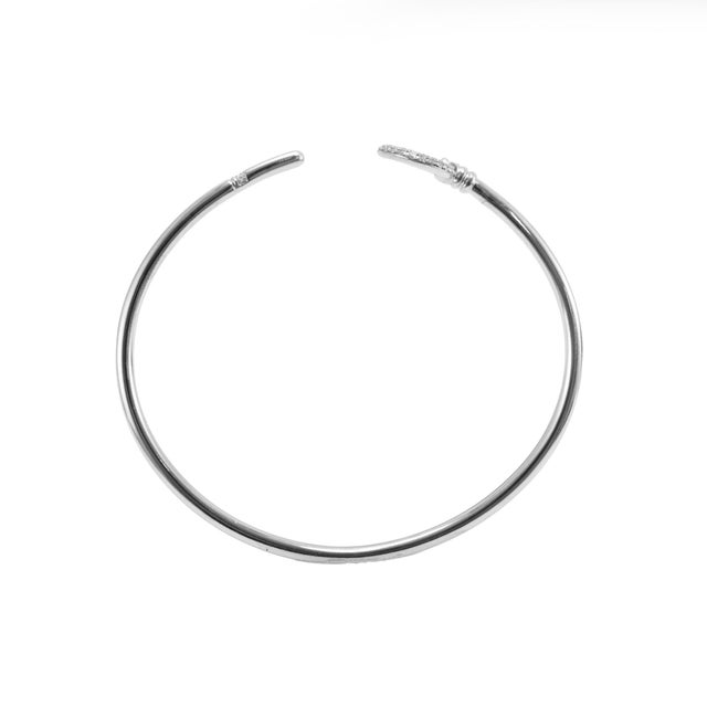 Metal Tiffany & Co. Keys Wire 18k White Gold 0.20ctw Pave Diamond Cuff Bangle Bracelet For Sale - Image 7 of 9