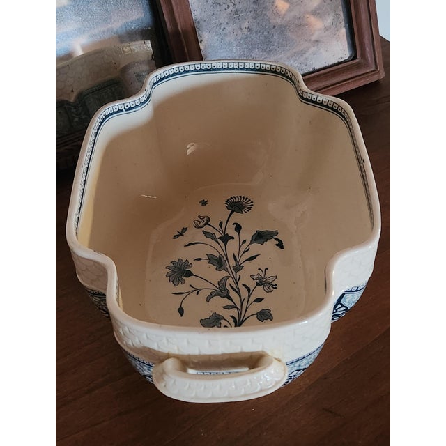 Large Antique French Square Bowl or Jardiniere from Le Grand Dépôt Emile Bourgeois, 19th Century For Sale - Image 4 of 18