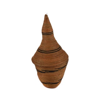 Early 20th Century Tutsi Basket with Lid Rwanda For Sale