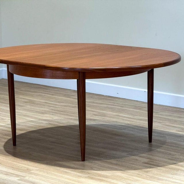 Dining Table and Chairs from G-Plan, Set of 5 For Sale - Image 3 of 18