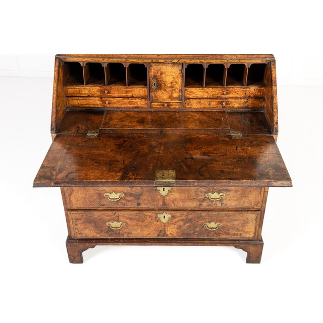 Antique English George I Walnut Bookcase, 1700s For Sale - Image 5 of 10