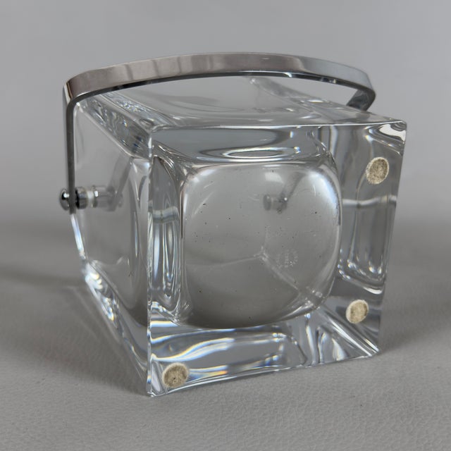 French Crystal Ice Bucket with Tongs For Sale - Image 5 of 11
