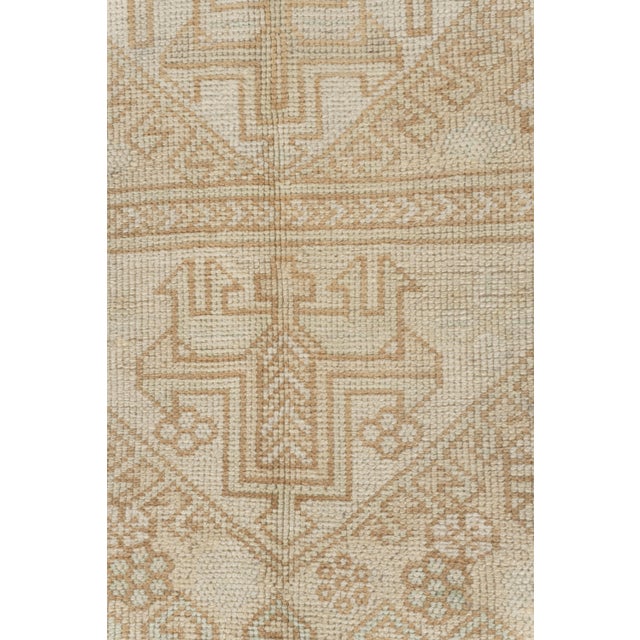 Tan Vintage Circa 1940 Turkish Oushak Rug 5ft 9in X 7ft 5in For Sale - Image 8 of 15