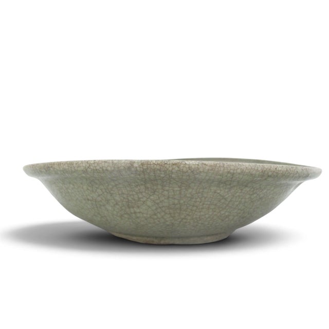 Ceramic Thai Southeast Asian Sawankhalok Sukhothai Style Celadon Crackle Pottery Bowl For Sale - Image 7 of 11