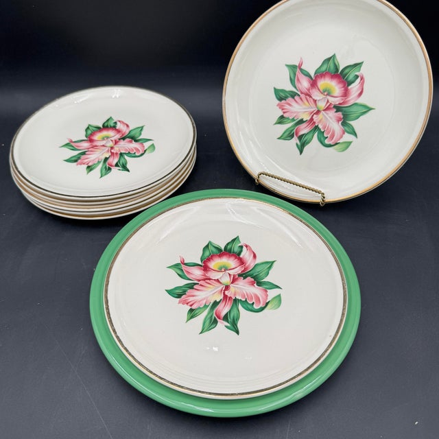 Vintage Modern Orchid by Paden City Pottery 22k Gold Rim 36 Pcs For Sale - Image 9 of 12