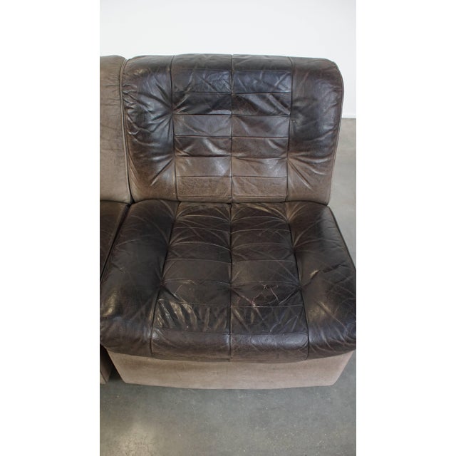 Animal Skin Grey Leather Modular Sofa and Ottoman, 1970s, Set of 3 For Sale - Image 7 of 18