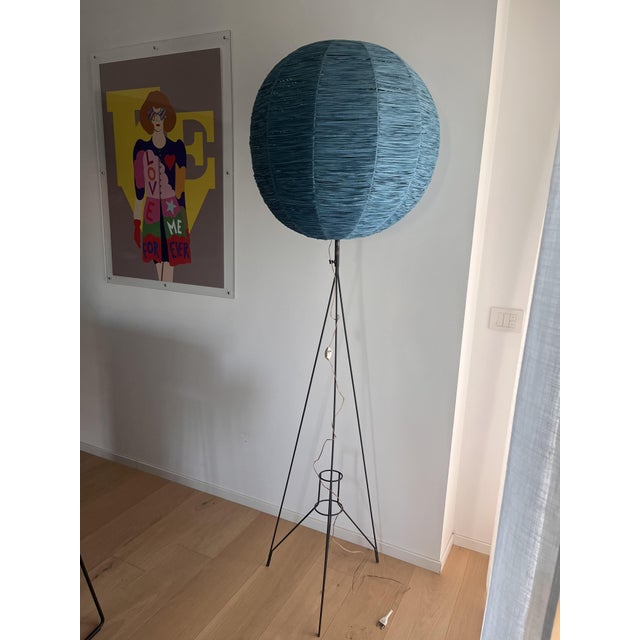 Mid-Century Tripod Floor Lamp with Blue Raffia Shade, 1950s For Sale - Image 11 of 12