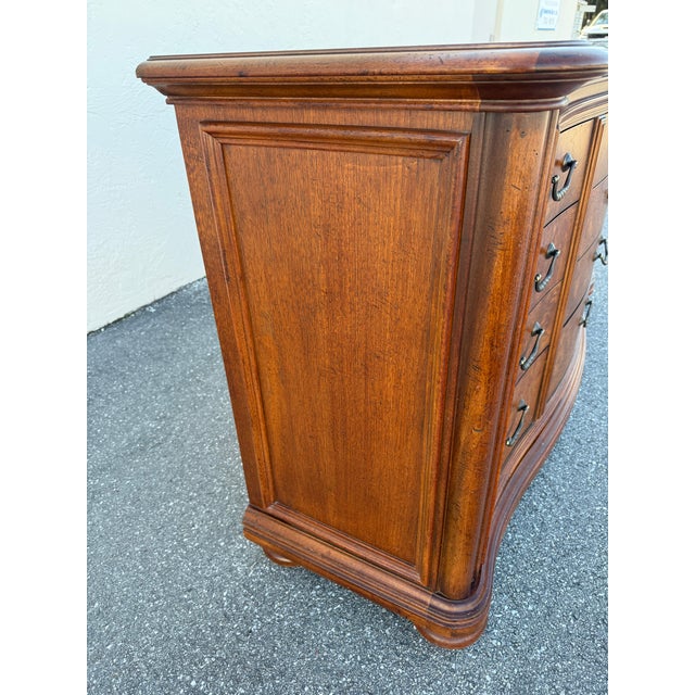 1990s Thomasville British Gentry Dresser For Sale - Image 9 of 12