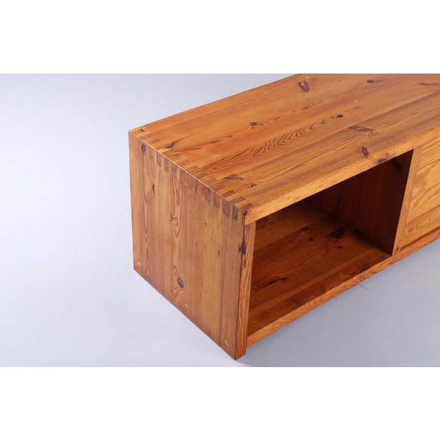 Small Sideboard in Pinewood by Ate Van Apeldoorn for Houtwerk Hattem, 1960s For Sale - Image 13 of 17