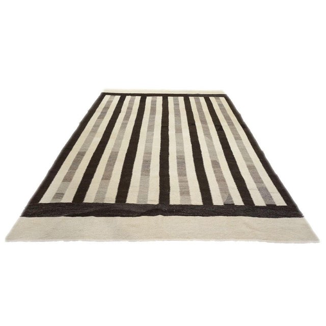 Condition: New Origin: Persia Design: Modern Safari Kilim Flatweave Actual size: 8.4x11.3 Pile Height: 1/4" Color: Ivory,...