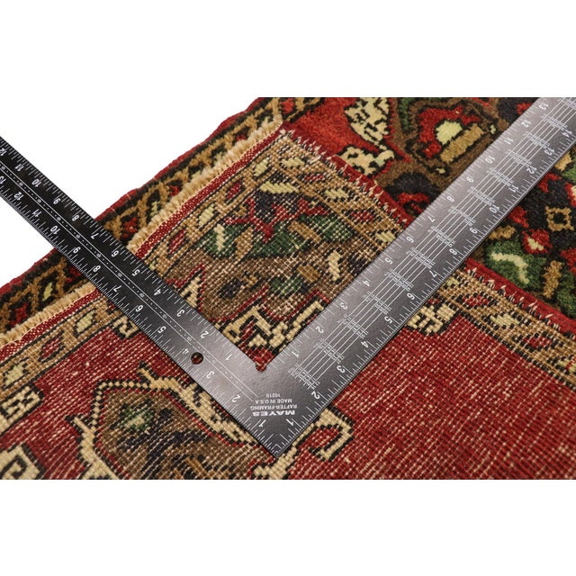 Mid 20th Century Vintage Turkish Yastik Rug - 01'09 X 03'06 For Sale - Image 5 of 8