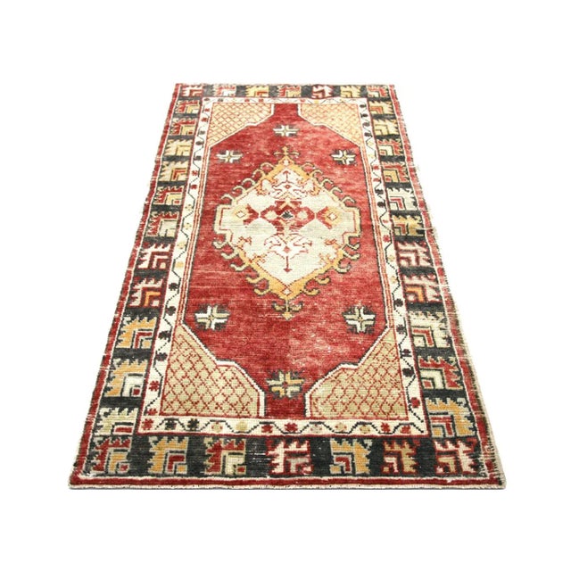 1960s Turkish Oushak Rug For Sale In Los Angeles - Image 6 of 7