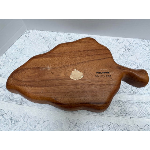 Vintage 1970s Monkey Pod Large Wood Leaf Tray For Sale - Image 4 of 7