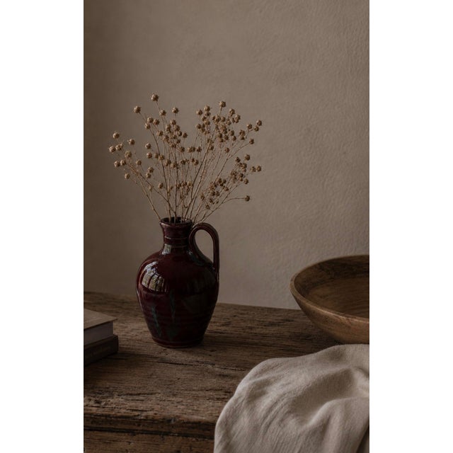 A stunning hand-thrown stoneware jug from King's Pottery of Seagrove, North Carolina — one of America's most celebrated...
