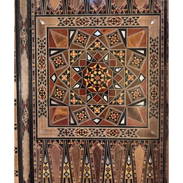 1990s Marquetry Backgammon and Folding Chess Board For Sale In Los Angeles - Image 6 of 7