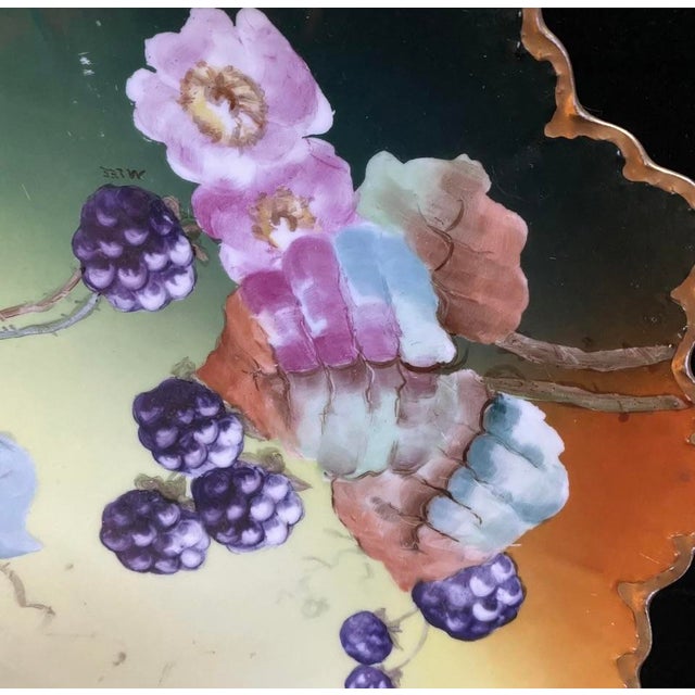 1900 - 1909 Antique Hand Painted Blackberries Rc Bavaria Cabinet Wall Plate For Sale - Image 5 of 7