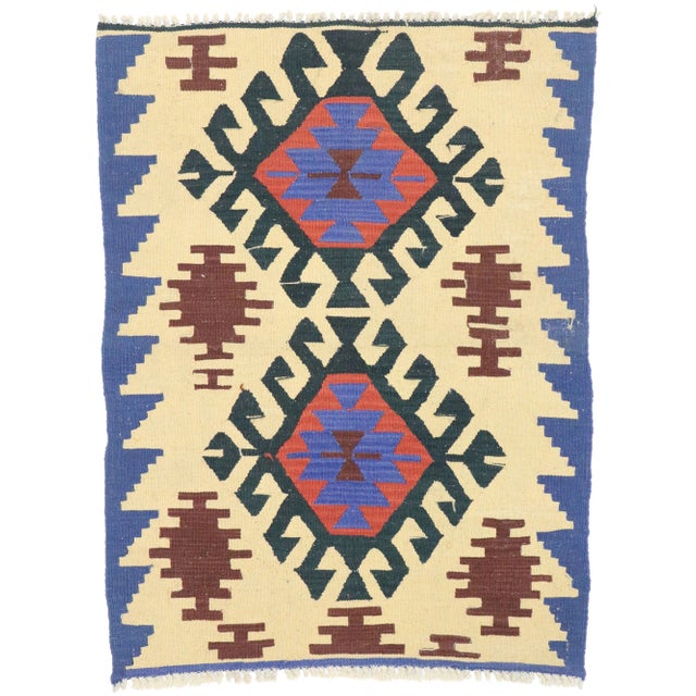 Vintage Persian Shiraz Kilim Rug - 02'08 X 03'06 For Sale - Image 9 of 9