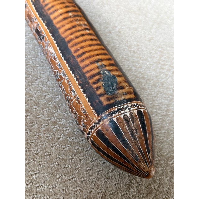Terra Cotta Monumental 22" Peruvian Hand Carved Mate Burilado Storyteller Gourd Rattle - Vintage For Sale - Image 8 of 13