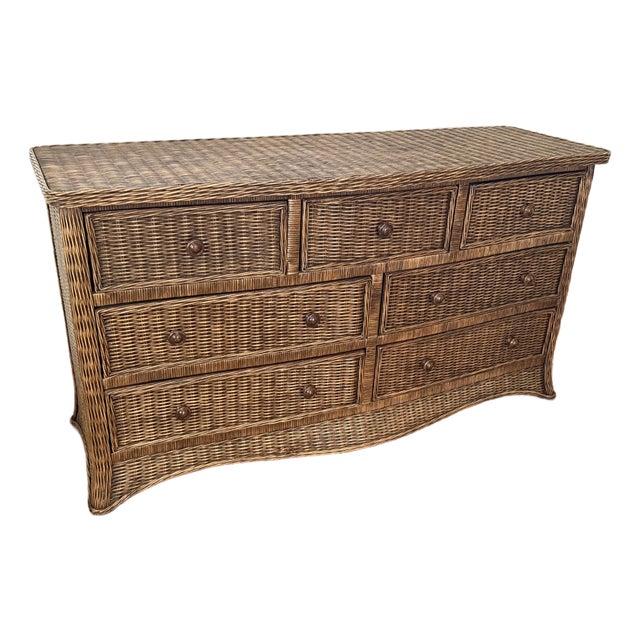 Late 20th Century Coastal Skirted Bow Front Wicker Rattan Seven Drawer Dresser For Sale