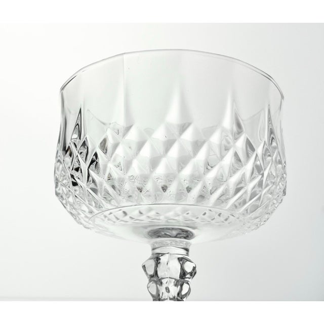 Cristal d' Arques 1990s Cristal D’Arques “Longchamp” Crystal Coupe Champagne Glasses - a Pair For Sale - Image 4 of 4