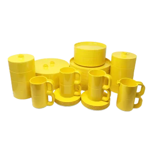 1970s Yellow Dinnerware by Vignelli for Heller - Service for 8