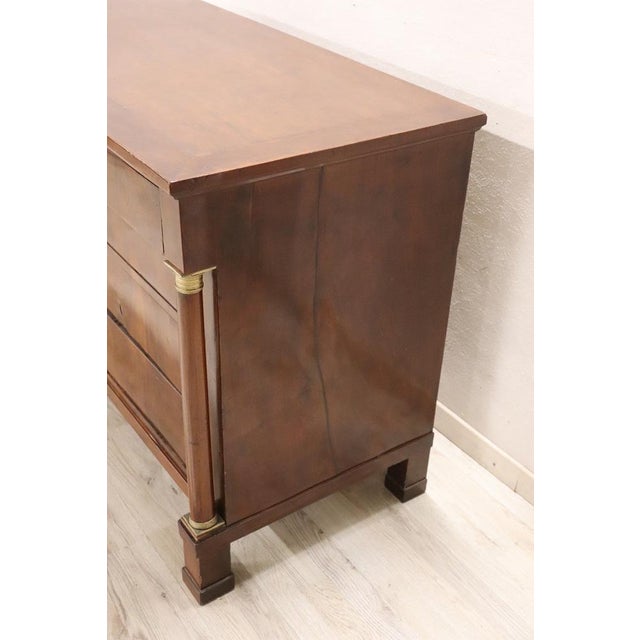 Antique Early 19th Century Walnut Chest of Drawers For Sale - Image 12 of 15