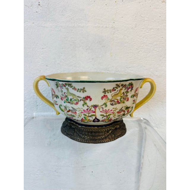 Chinoiserie Vintage Chinoiserie Cache Pot For Sale - Image 3 of 7
