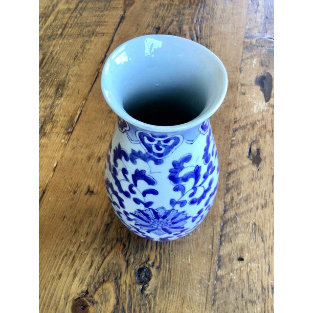 Vintage Chinese Blue & White Patterned Vase For Sale In New York - Image 6 of 9