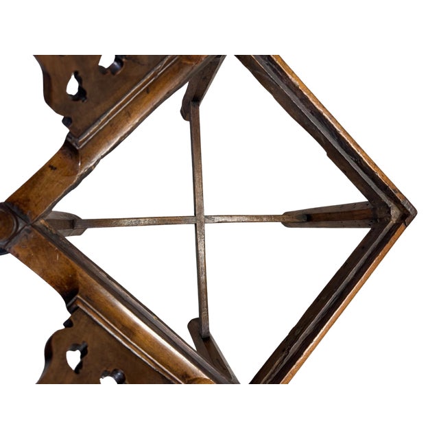 English George III Style Fruitwood Corner Chair, Circa 1800 For Sale In New York - Image 6 of 7