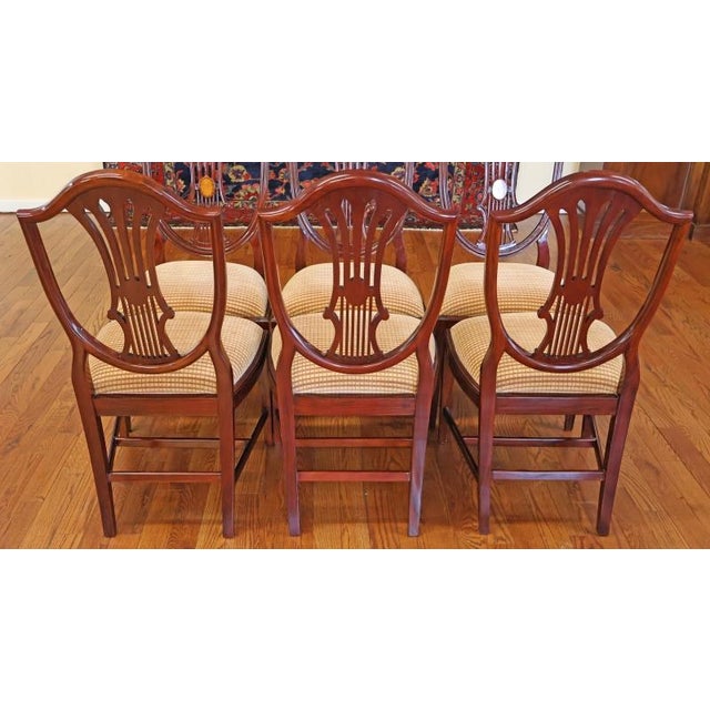 Brown 1990s Stunning Set of 8 Mahogany Inlaid Hepplewhite Regency Style Sheild Dining Chairs For Sale - Image 8 of 17