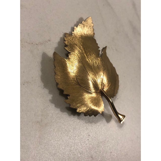 1950s Krementz 14k Gold Overlay Leaf Brooch | Chairish