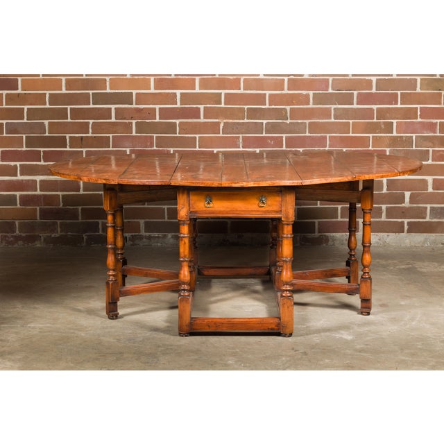 English English 19th Century Pine Drop-Leaf Table with Oval Top and Turned Legs For Sale - Image 3 of 12