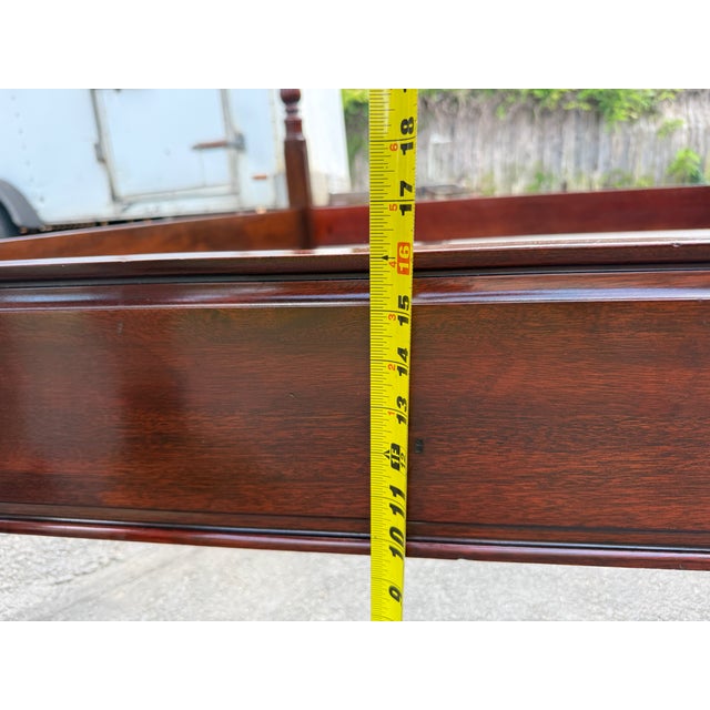 Henkel Harris Vine Carved Flame Mahogany Hand Carved 4 Post King Bed Frame For Sale - Image 10 of 18