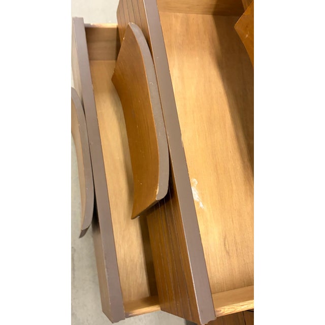 Mid-Century Modern 1950s Johnson Carper Fashion Trend Dresser Bow Tie Pulls For Sale - Image 3 of 4