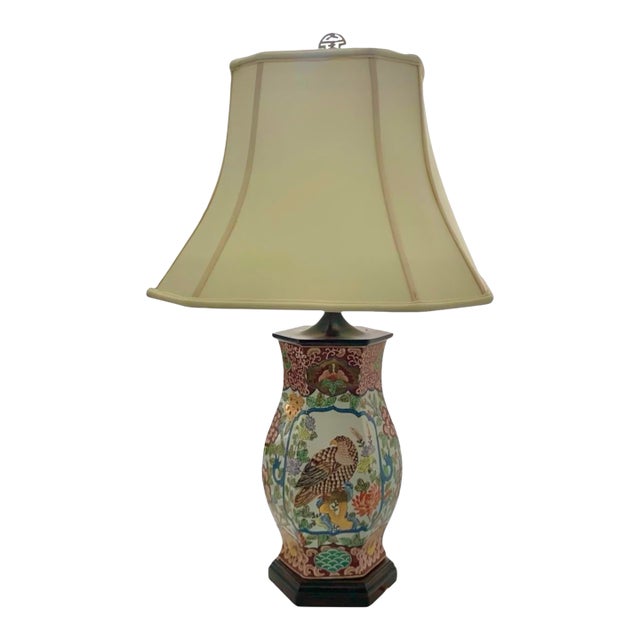 Late 20th Century Lamp Kutani Japan Style Porcelain Imari Bird Design Vintage Asian Chinoiserie Decor For Sale