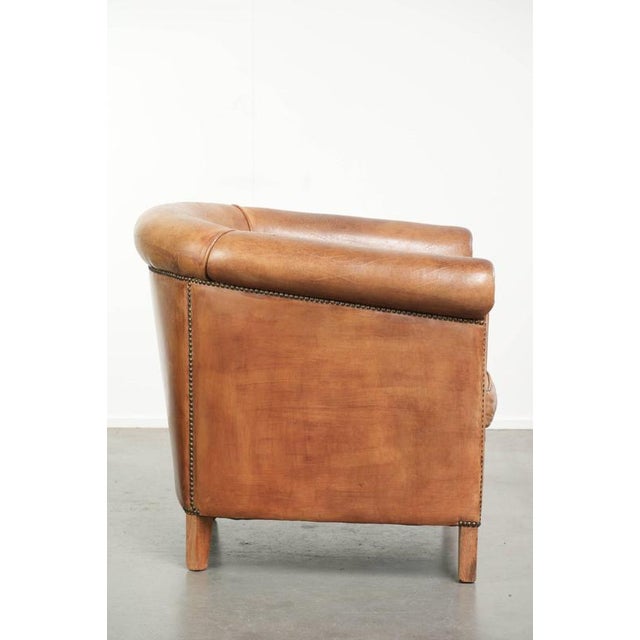 Sheepskin Club Armchair in Light Cognac with Decorative Nails For Sale - Image 3 of 13
