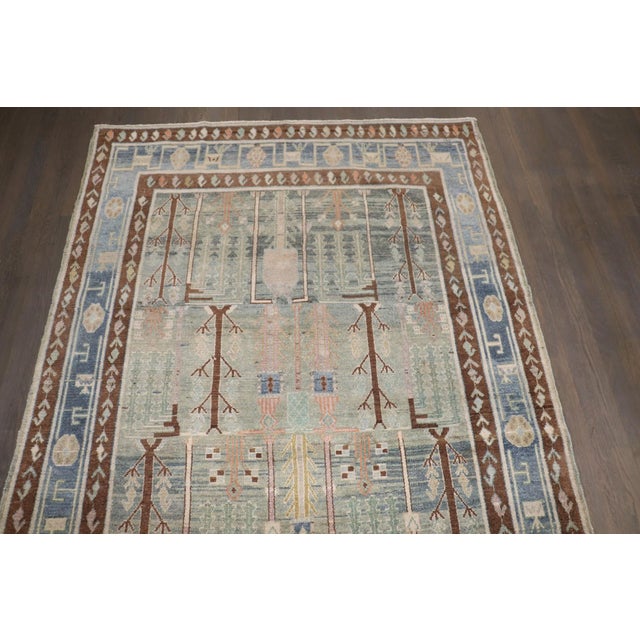 Persian Willow Tree Persian Hamedan Rug no. j5206 For Sale - Image 3 of 7