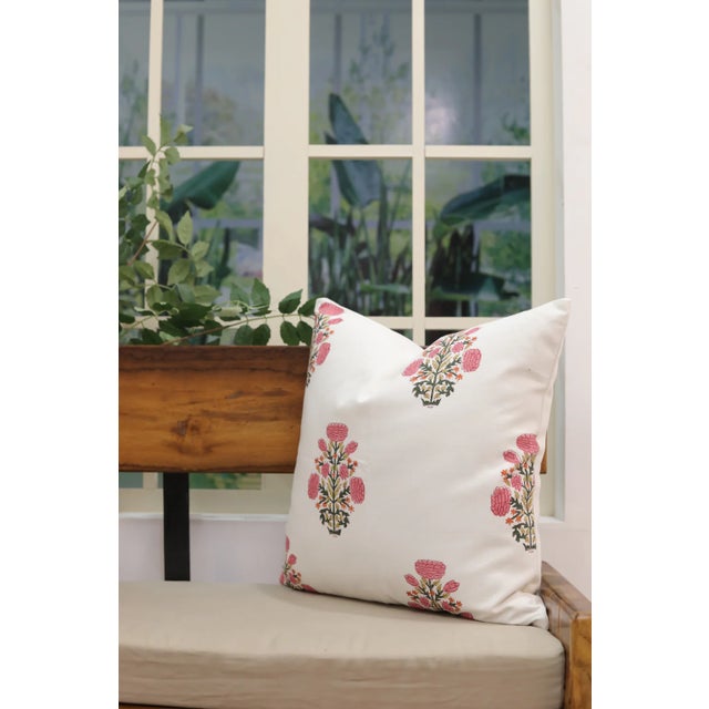 Fabdivine's Swadesh Block Print Cushion Cover is a perfect blend of tradition and craftsmanship. Handmade with precision,...