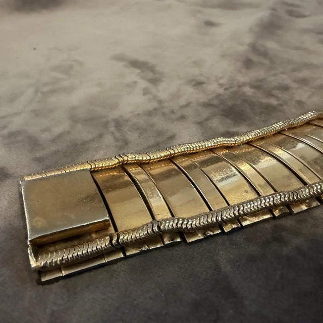 1950s Art Deco Costume Jewelry Gilt Metal Italian Retro Bracelet For Sale - Image 12 of 12