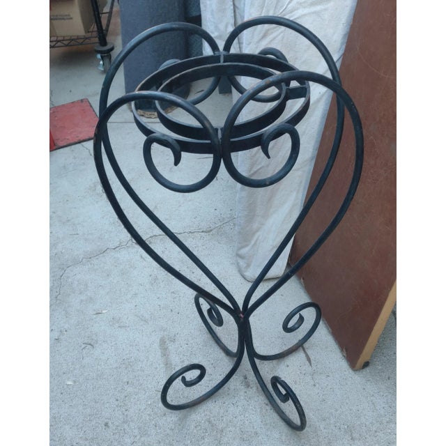 1980s Heavy Scrolling 1/4" Wrought Iron Art Nouveau Single Potted Plant Stand For Sale In Palm Springs - Image 6 of 6